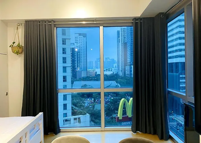 Apartment Avant At The Fort- View In Bonifacio Global Manila