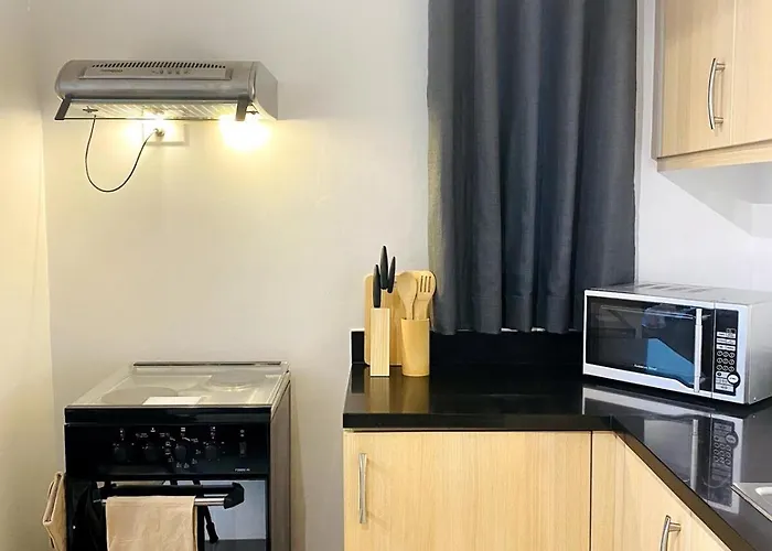 Apartment Avant At The Fort- View In Bonifacio Global *